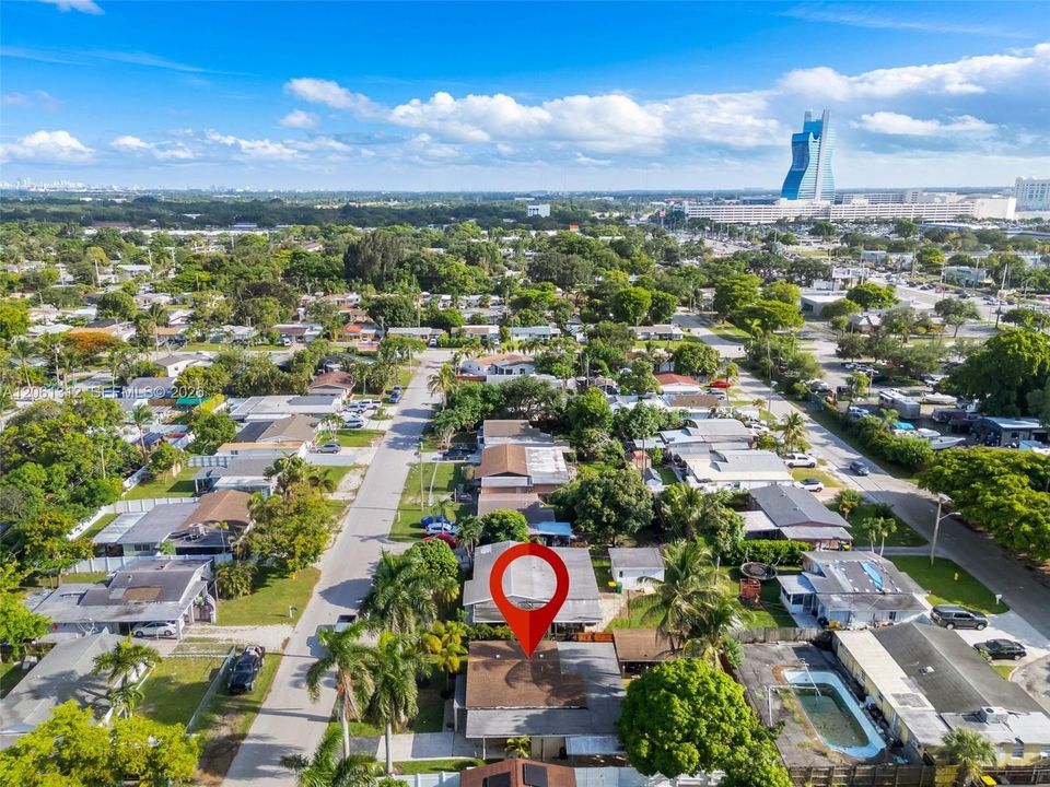 En Venta: $480,000 (3 camas, 2 baños, 1371 Pies cuadrados)