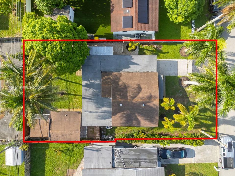 En Venta: $480,000 (3 camas, 2 baños, 1371 Pies cuadrados)