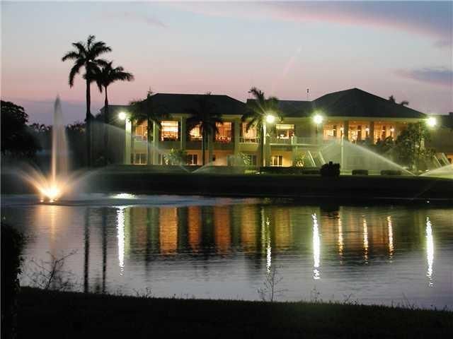 Country Club