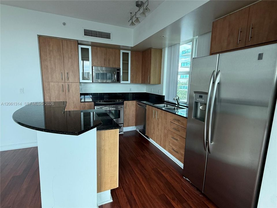 На продажу: $579,000 (3 спален, 2 ванн, 1552 Квадратных фут)