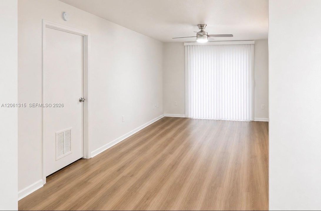 На продажу: $315,000 (3 спален, 2 ванн, 1032 Квадратных фут)