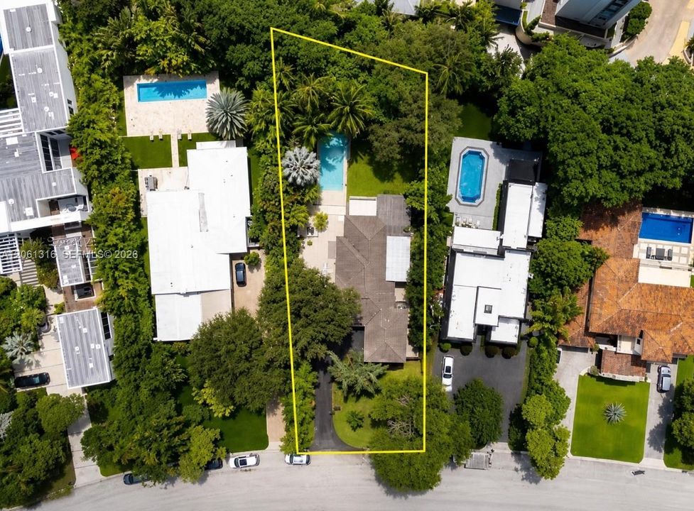 Recientemente alquilado: $25,000 (4 camas, 3 baños, 2837 Pies cuadrados)