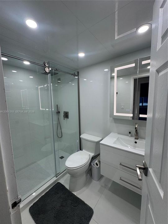 En Venta: $650,000 (2 camas, 2 baños, 1550 Pies cuadrados)