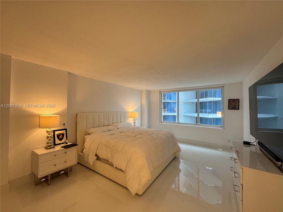 En Venta: $650,000 (2 camas, 2 baños, 1550 Pies cuadrados)