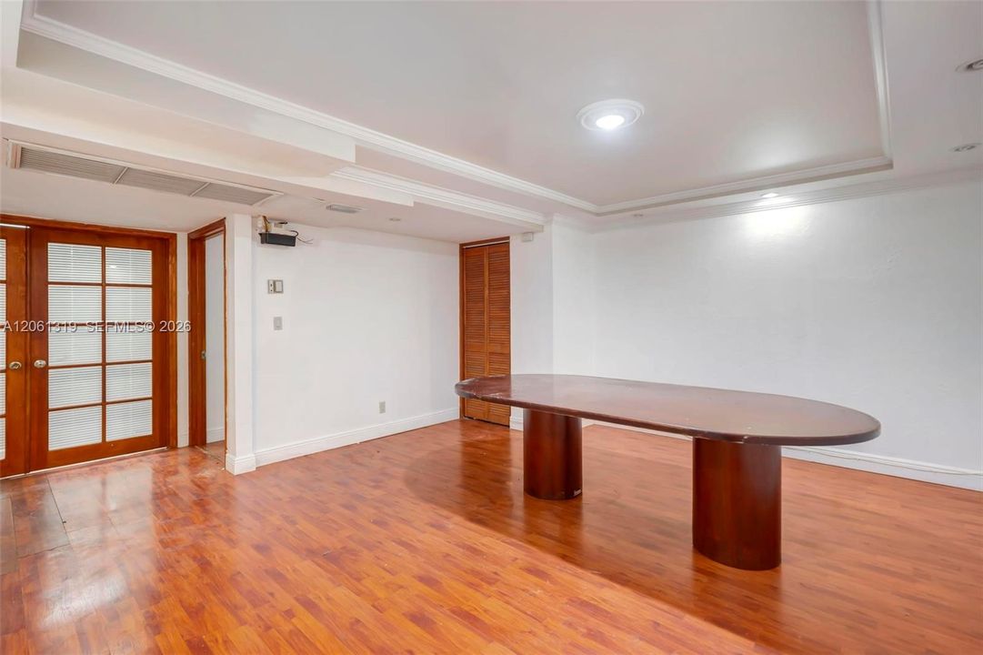 На продажу: $69,900 (0 спален, 0 ванн, 0 Квадратных фут)