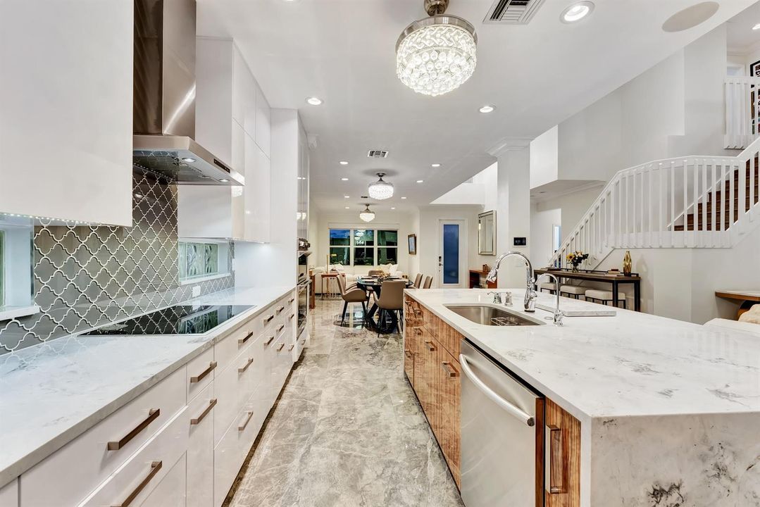 Evening Kitchen Run