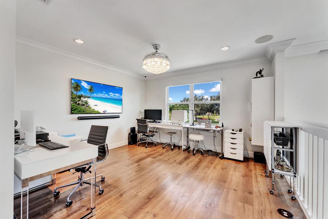 Loft Office
