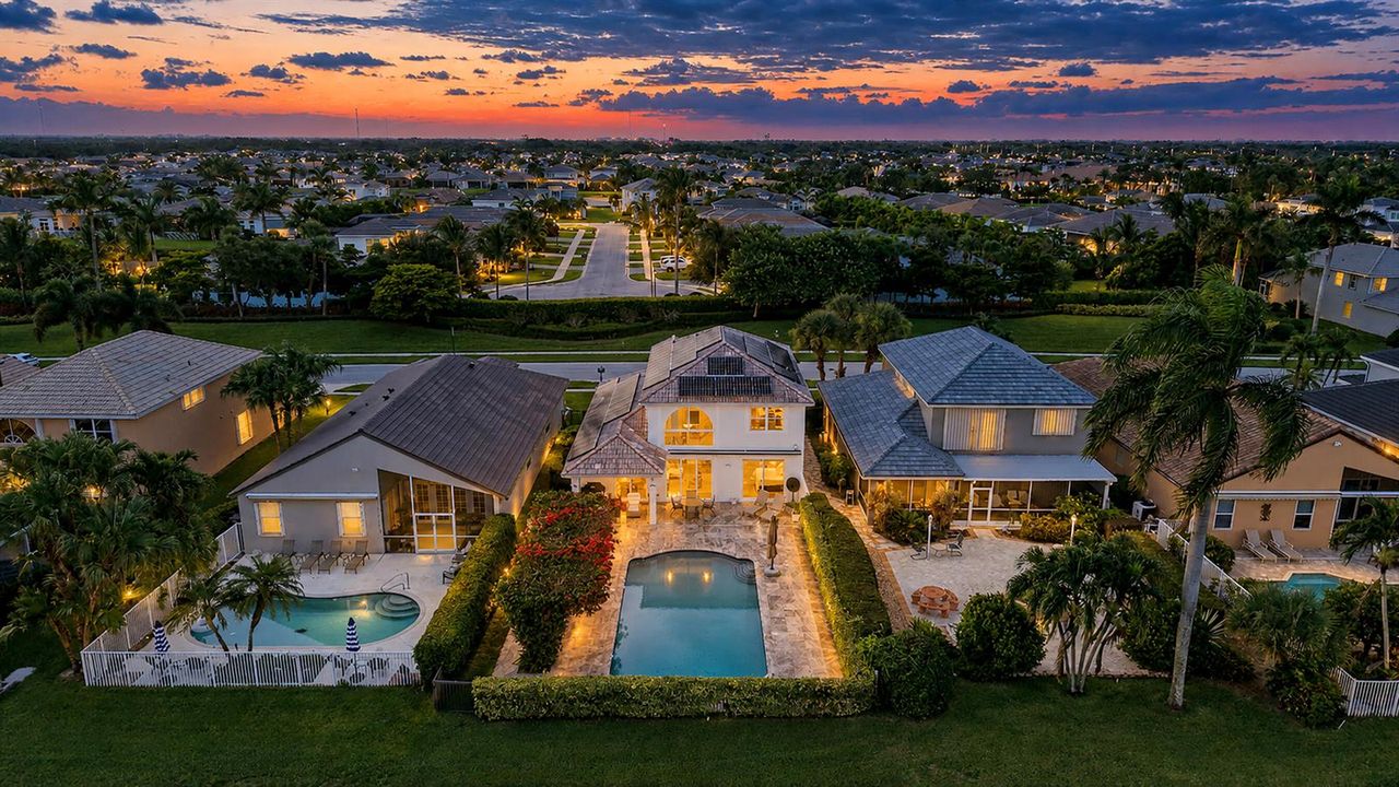 Twilight Rear Aerial Wide
