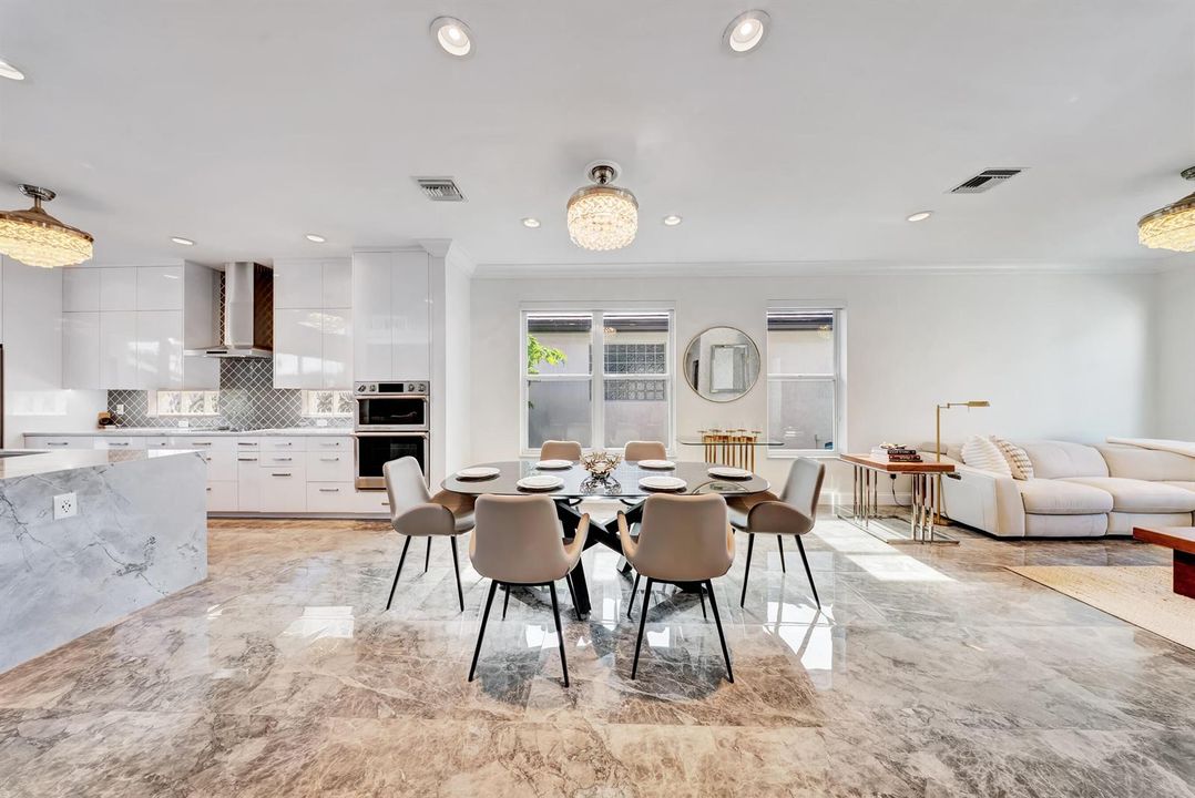 Open Concept Main Level
