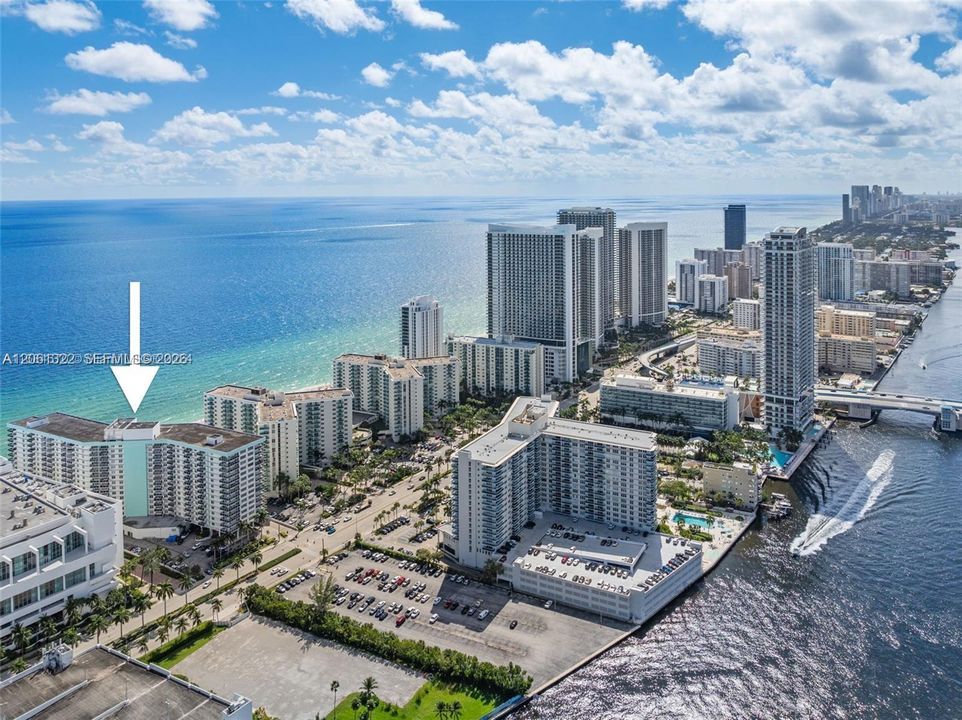 For Rent: $4,500 (2 beds, 2 baths, 1248 Square Feet)