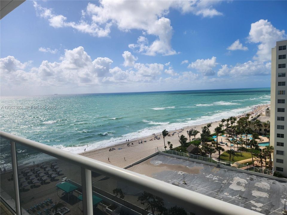 For Rent: $4,500 (2 beds, 2 baths, 1248 Square Feet)