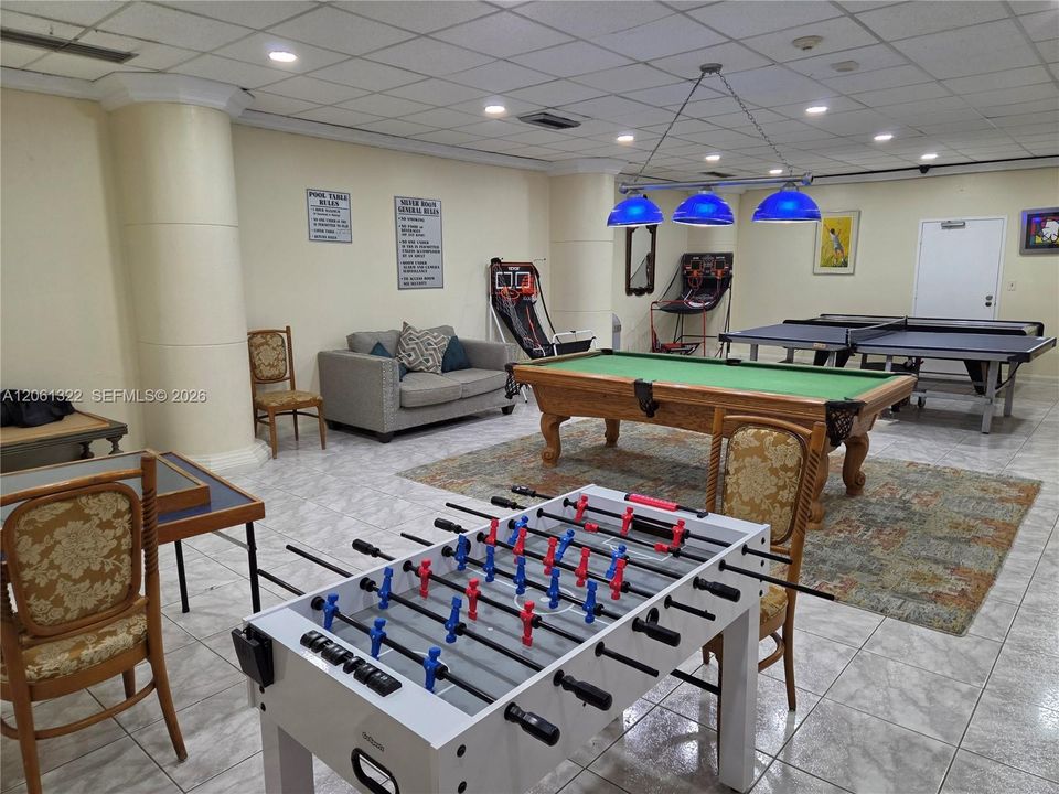 For Rent: $4,500 (2 beds, 2 baths, 1248 Square Feet)