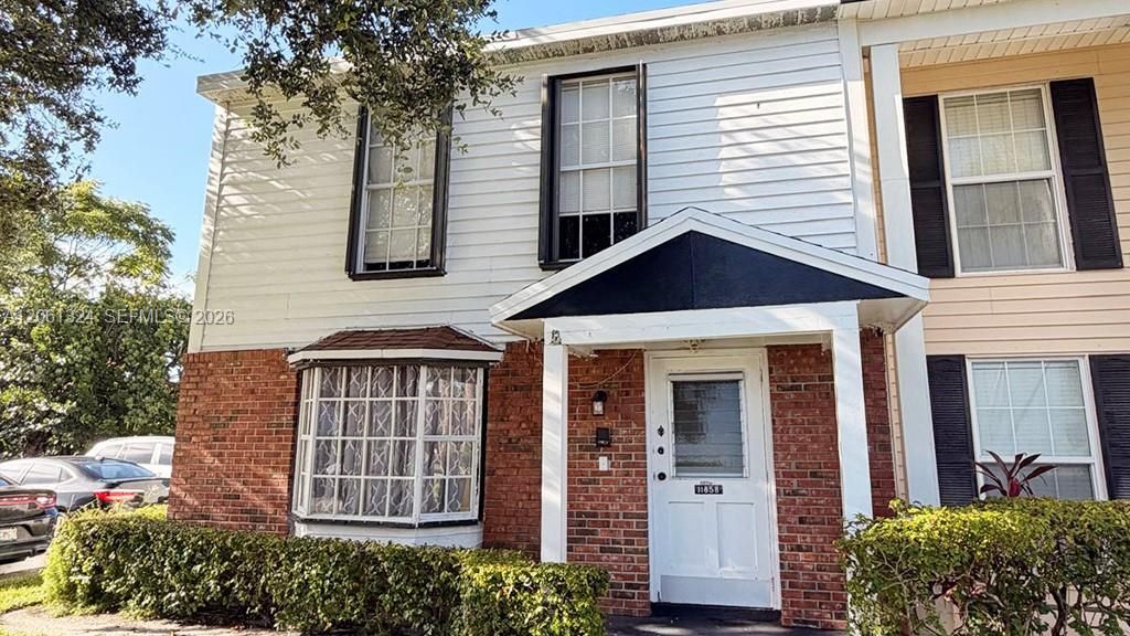En Venta: $345,000 (3 camas, 2 baños, 1320 Pies cuadrados)