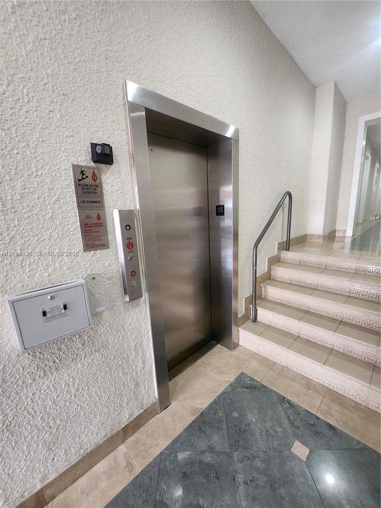 В аренду: $1,700 (1 спален, 1 ванн, 450 Квадратных фут)