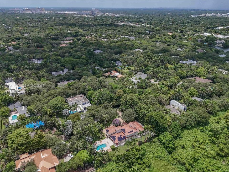 На продажу: $8,950,000 (7 спален, 7 ванн, 7169 Квадратных фут)
