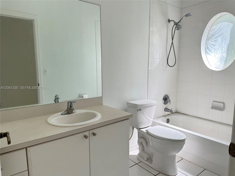 В аренду: $3,400 (4 спален, 2 ванн, 2122 Квадратных фут)