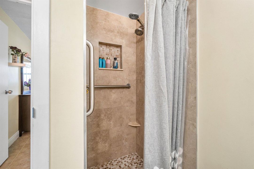 023-737FlandersP-DelrayBeach-FL-33484-SM