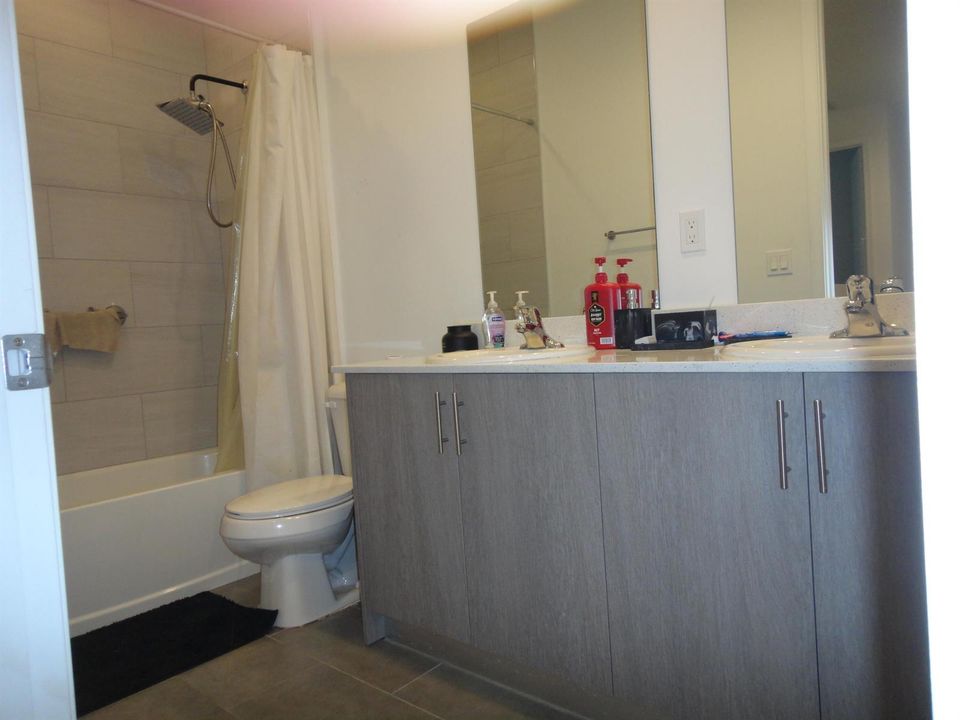 2ND BATHROOM