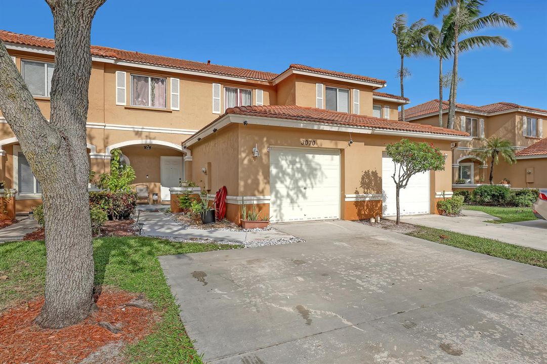 3070 Waddell (3)