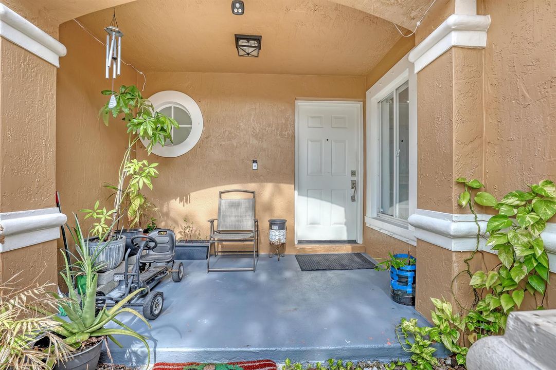 3070 Waddell (5)