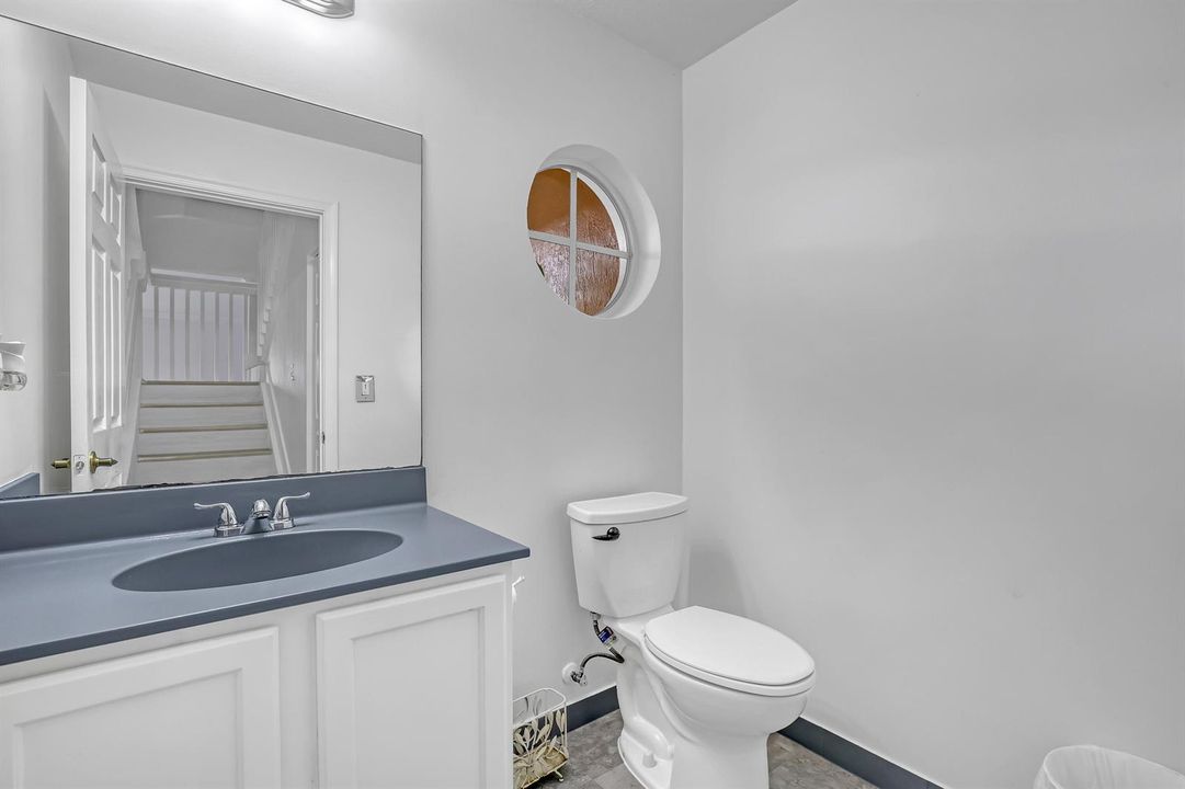3070 Waddell (14)