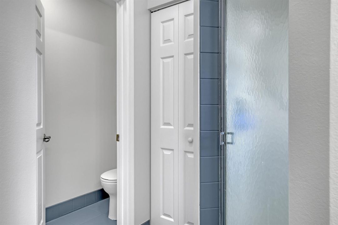 3070 Waddell (18)
