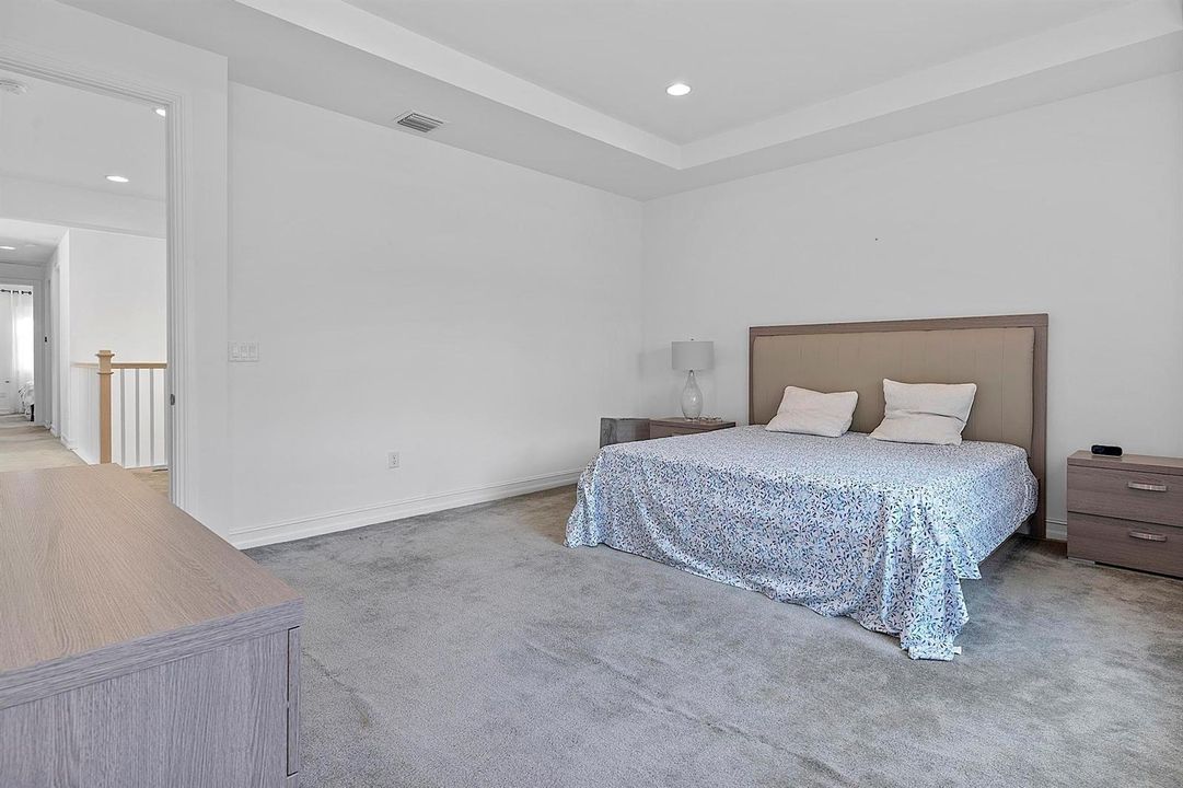 11824 SW 13 Ct Pembroke Pines, Fl 32025