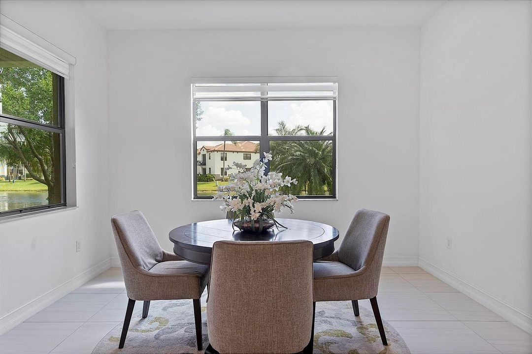 11824 SW 13 Ct Pembroke Pines, Fl 32025