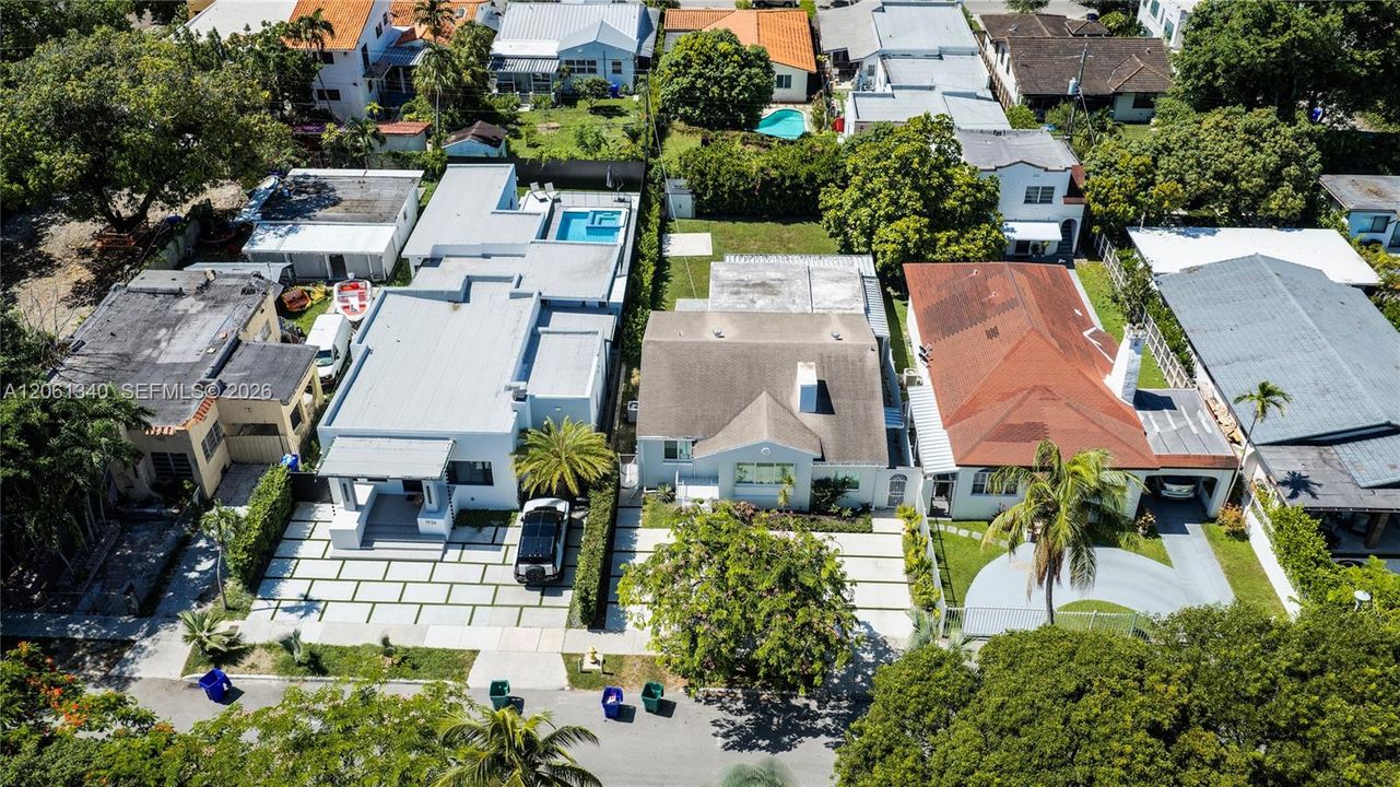 В аренду: $6,000 (3 спален, 2 ванн, 1600 Квадратных фут)