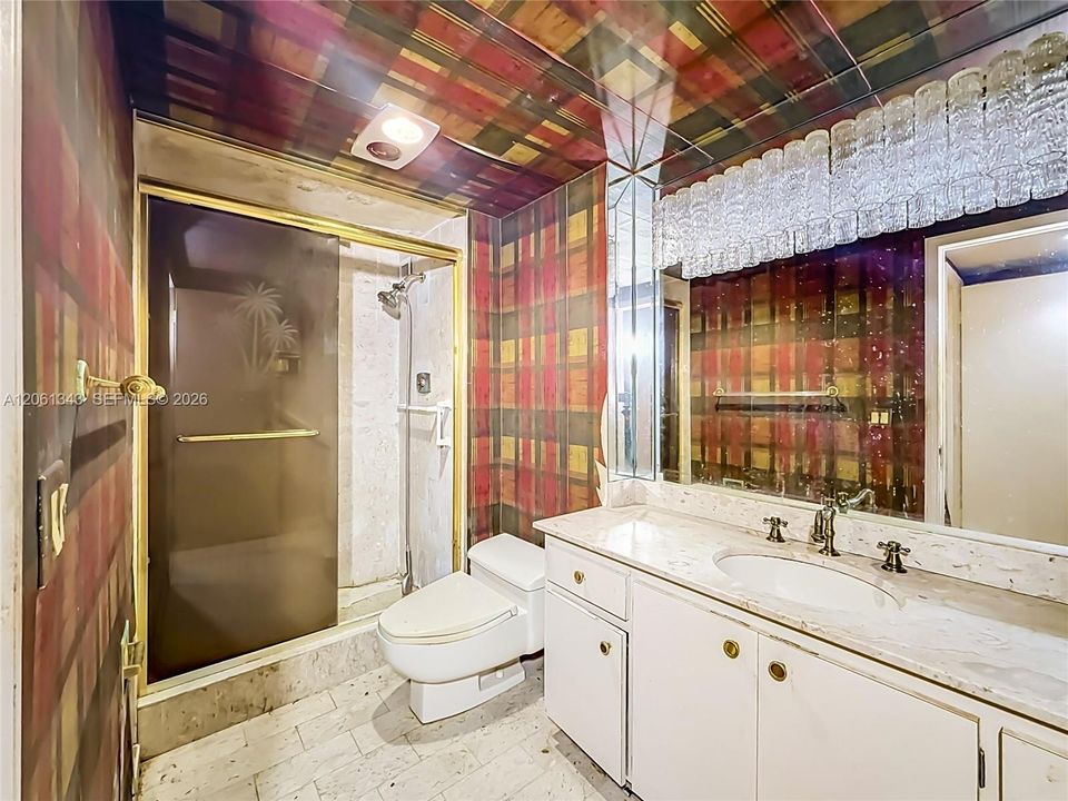 For Sale: $185,000 (2 beds, 3 baths, 1950 Square Feet)