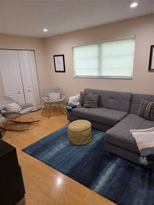For Sale: $990,000 (4 beds, 3 baths, 1974 Square Feet)