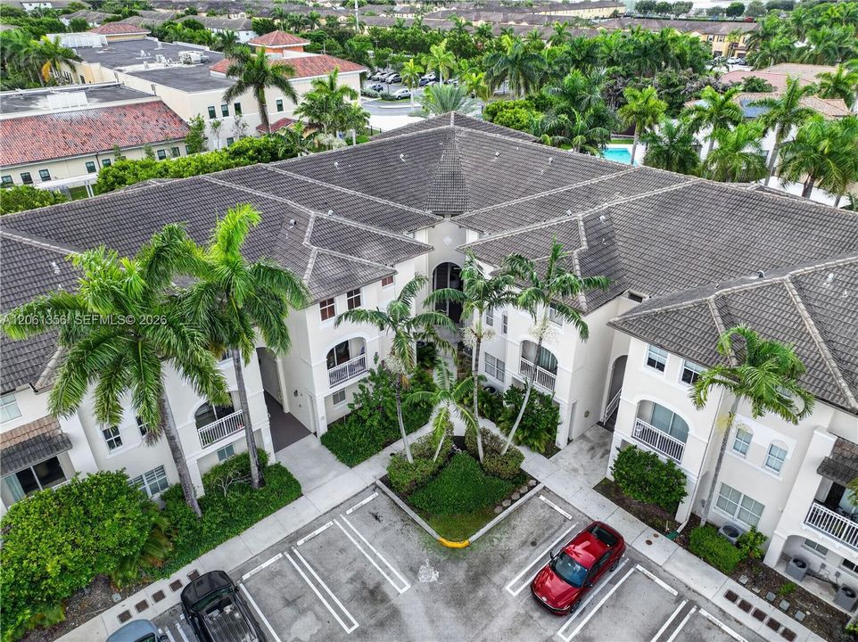 For Sale: $427,000 (3 beds, 2 baths, 1500 Square Feet)