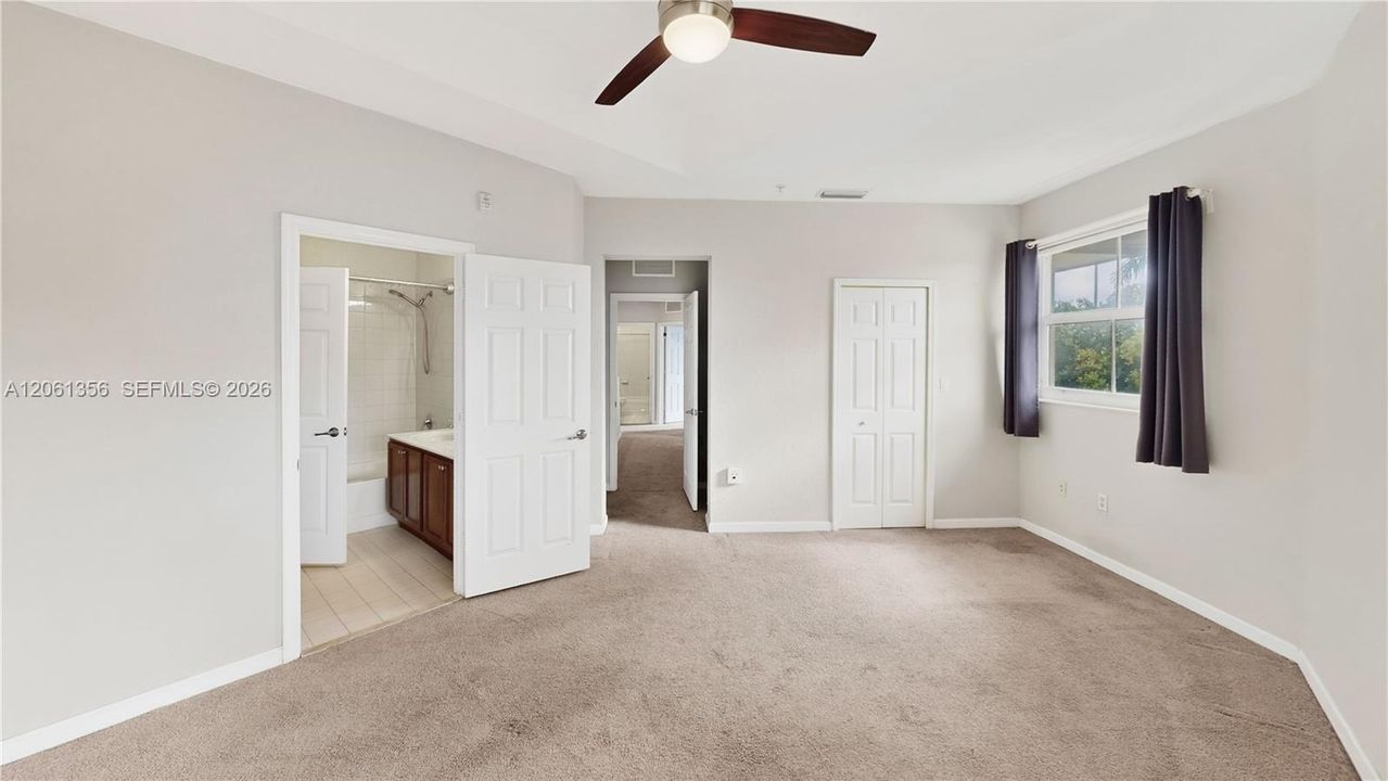 For Sale: $427,000 (3 beds, 2 baths, 1500 Square Feet)