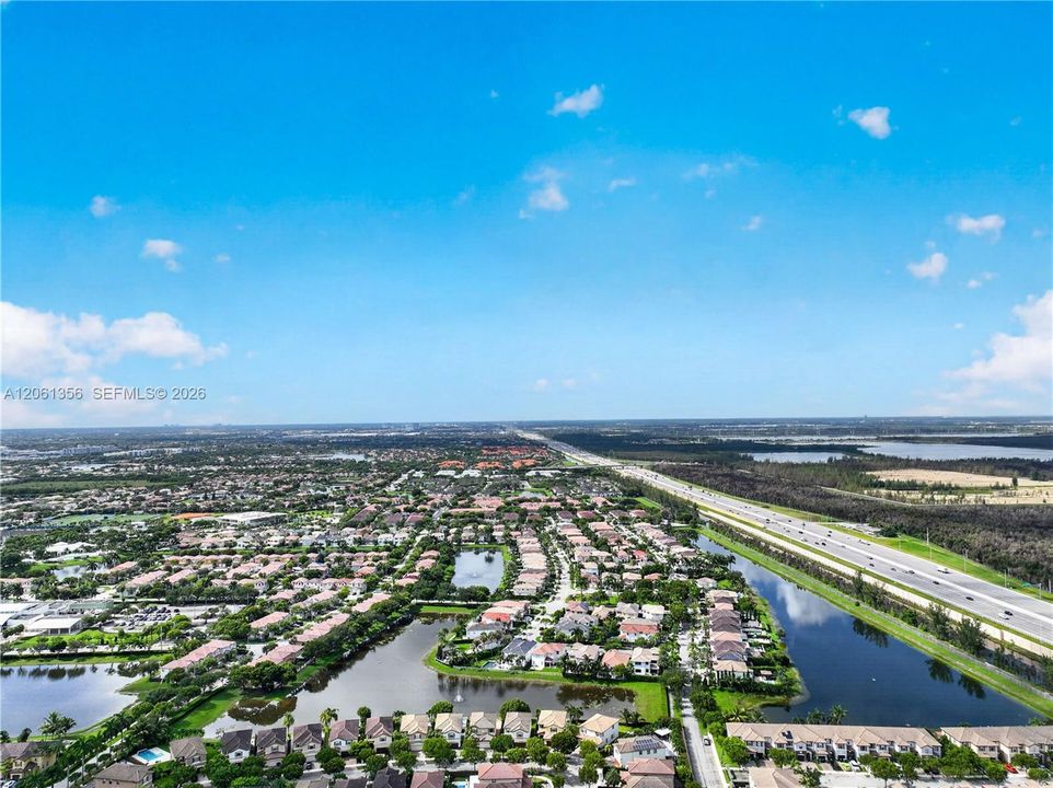 For Sale: $427,000 (3 beds, 2 baths, 1500 Square Feet)