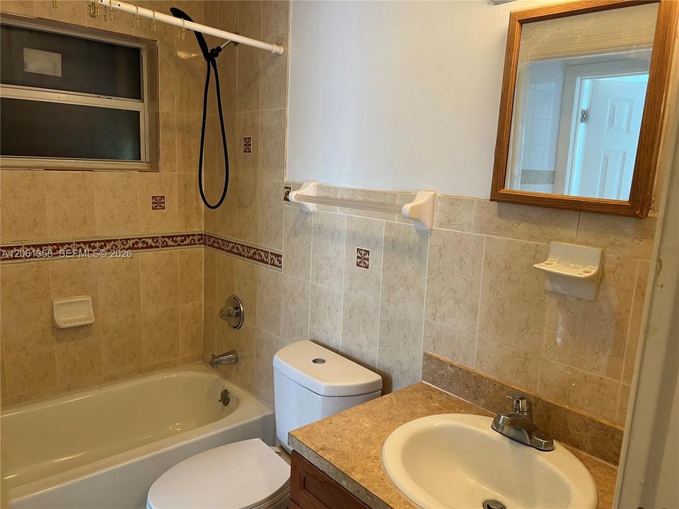 For Sale: $345,000 (0 beds, 0 baths, 1088 Square Feet)