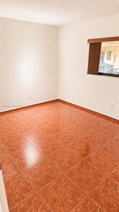 В аренду: $2,500 (2 спален, 2 ванн, 1030 Квадратных фут)