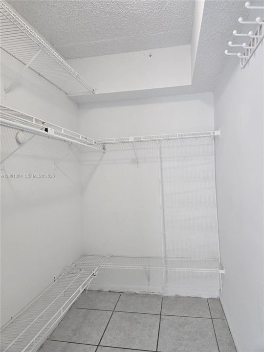 For Rent: $2,100 (2 beds, 2 baths, 850 Square Feet)