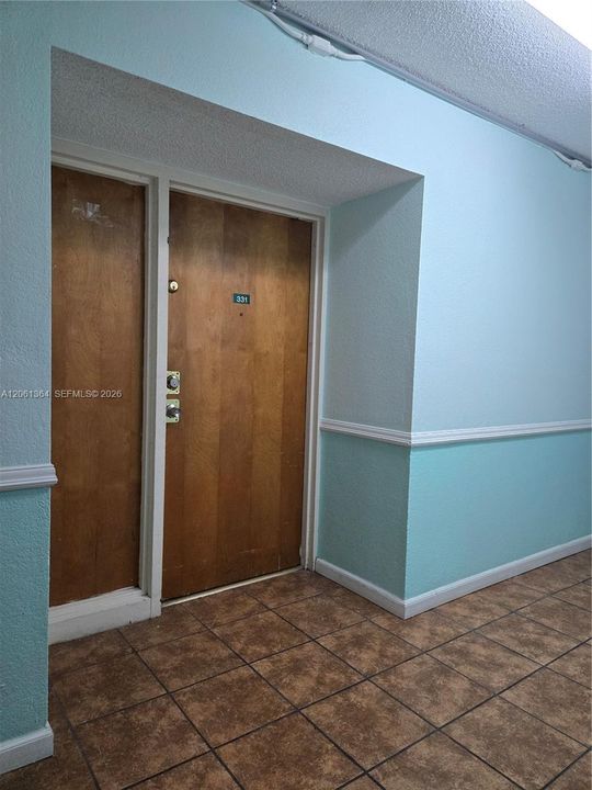 For Rent: $2,100 (2 beds, 2 baths, 850 Square Feet)