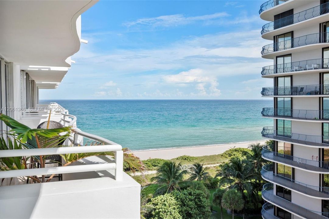 For Rent: $4,600 (2 beds, 2 baths, 1040 Square Feet)