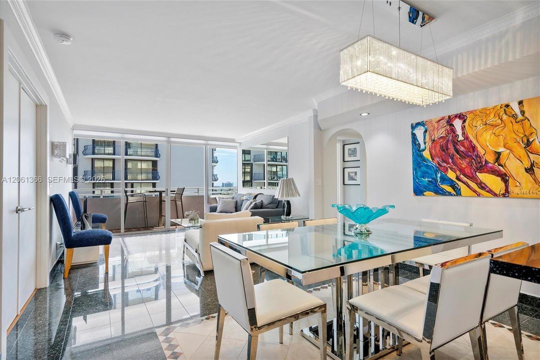 For Rent: $4,600 (2 beds, 2 baths, 1040 Square Feet)