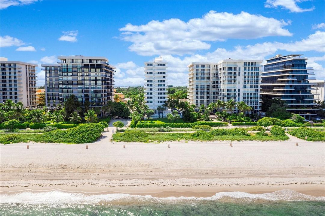 For Rent: $4,600 (2 beds, 2 baths, 1040 Square Feet)