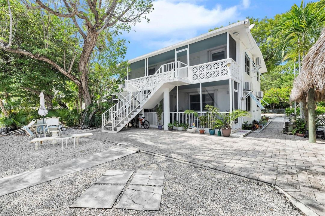 En Venta: $2,899,000 (0 camas, 0 baños, 2409 Pies cuadrados)