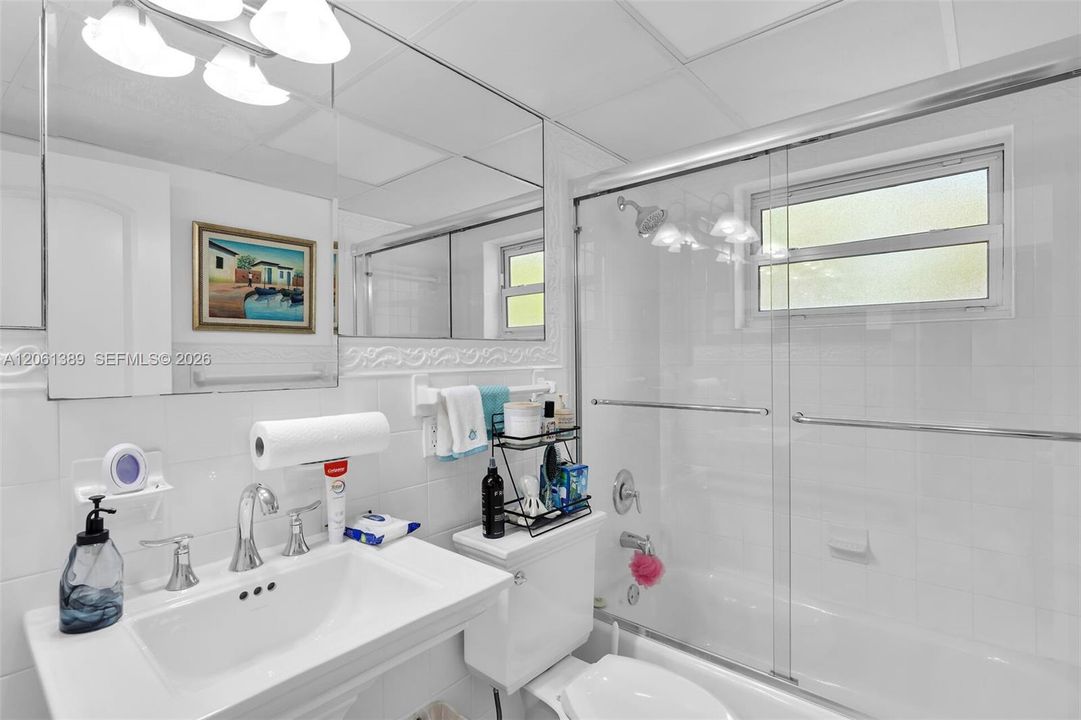 En Venta: $2,899,000 (0 camas, 0 baños, 2409 Pies cuadrados)