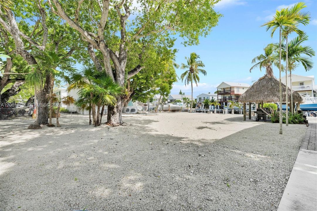 En Venta: $2,899,000 (0 camas, 0 baños, 2409 Pies cuadrados)