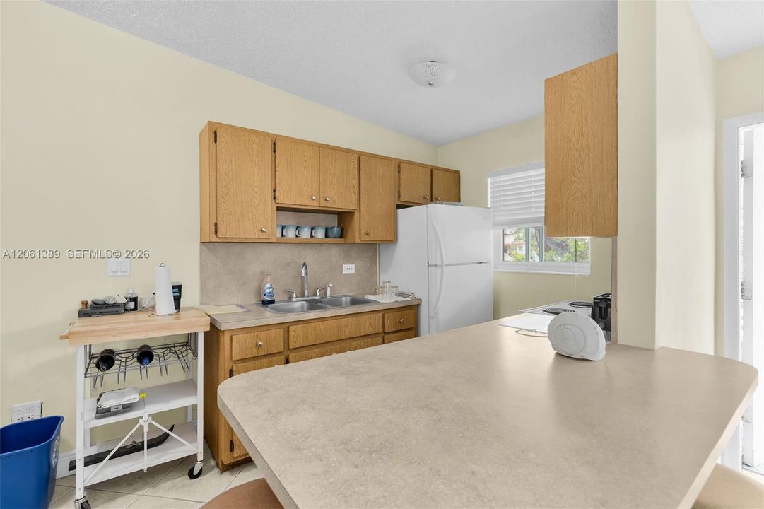 En Venta: $2,899,000 (0 camas, 0 baños, 2409 Pies cuadrados)