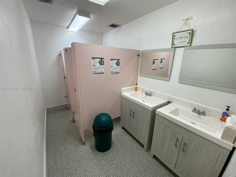 В аренду: $798 (0 спален, 0 ванн, 0 Квадратных фут)