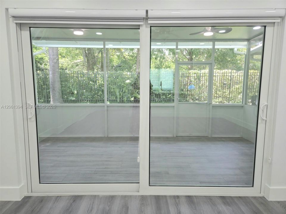 В аренду: $2,700 (2 спален, 1 ванн, 1114 Квадратных фут)