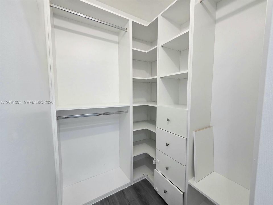 В аренду: $2,700 (2 спален, 1 ванн, 1114 Квадратных фут)