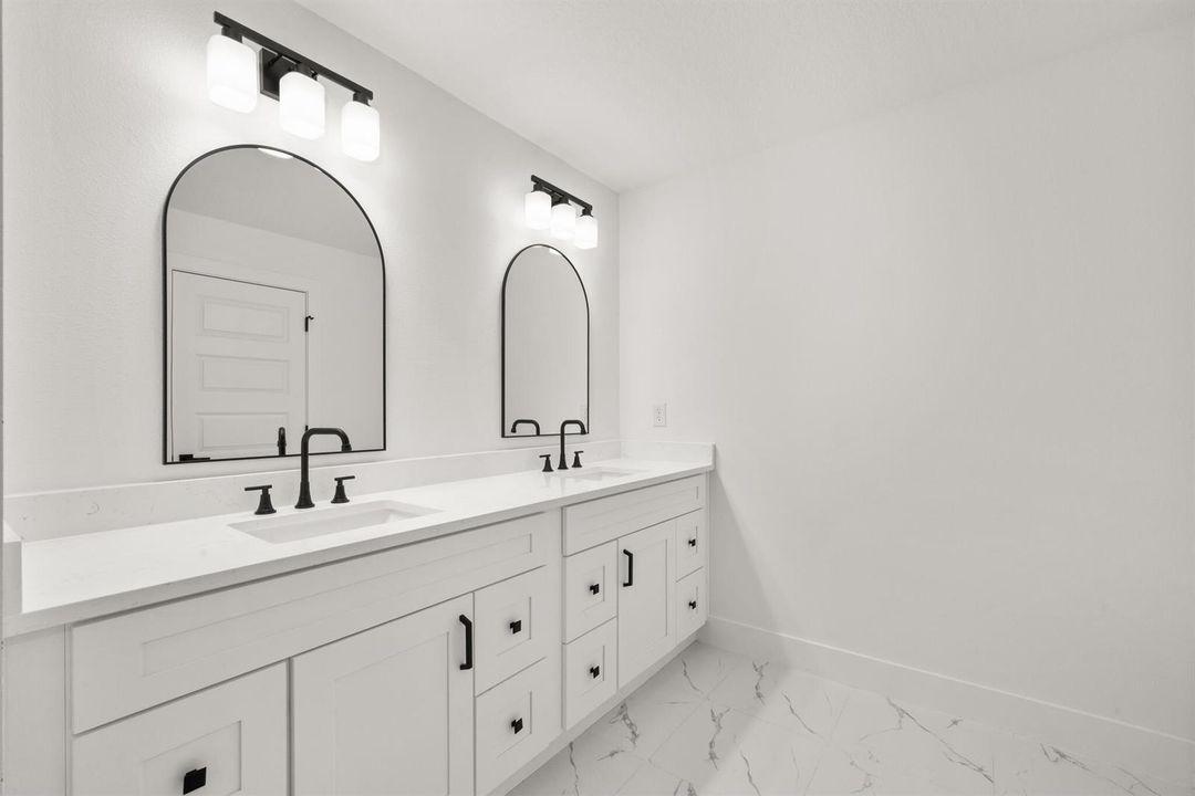 interior - master bathroom 2