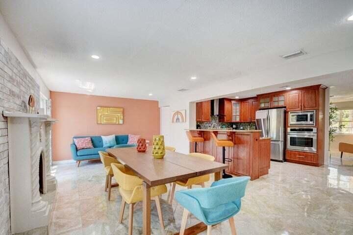 dining/family